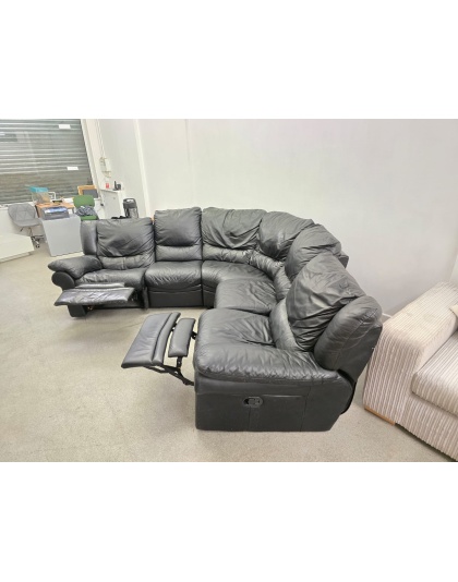 SCS Black Leather Corner Sofa with Manual Recliners