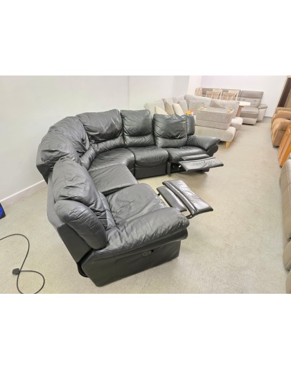 SCS Black Leather Corner Sofa with Manual Recliners