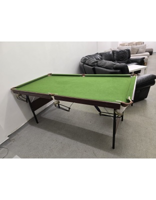 Snooker / Pool Table