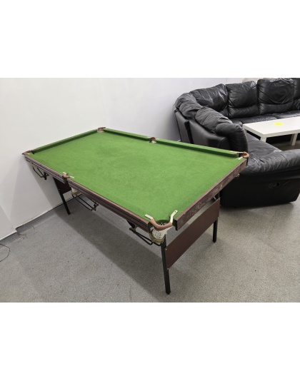 Snooker / Pool Table