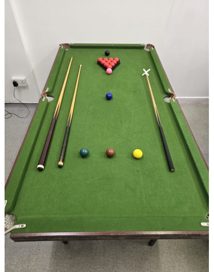 Snooker / Pool Table