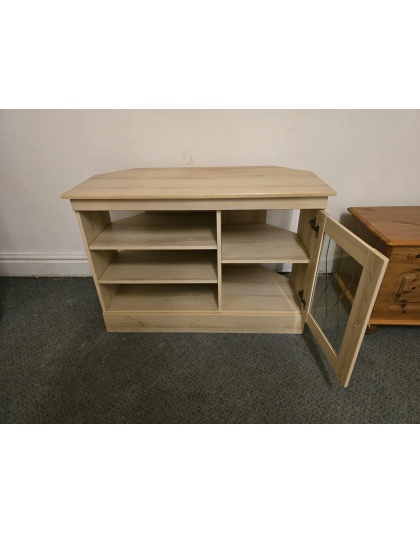 Wooden TV Cabinet